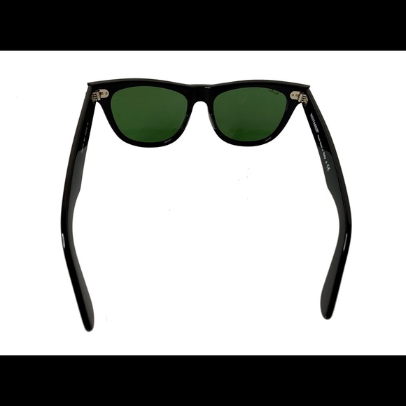Ray-Ban Classic Wayfarer Black Sunglasses - Picture 3 of 6